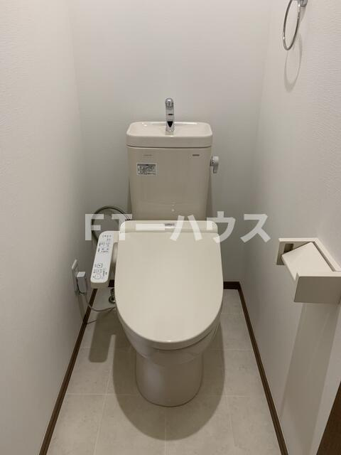 船橋市飯山満町３丁目のアパートのトイレ