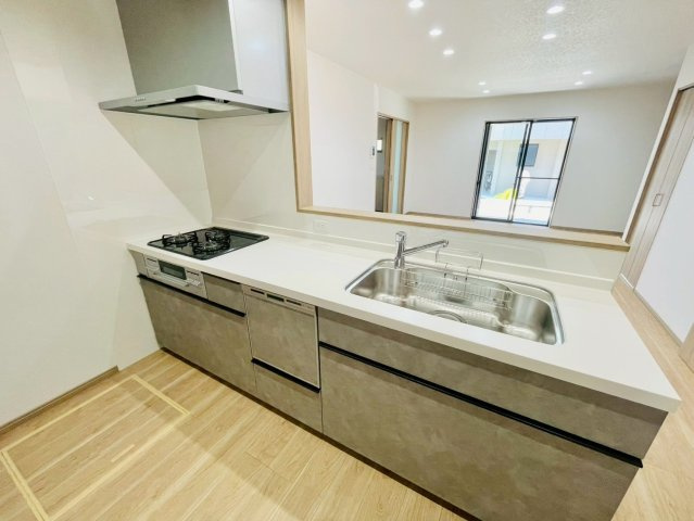 梅津林口町　新築戸建のキッチン