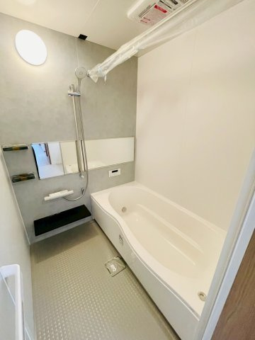 梅津林口町　新築戸建の浴室