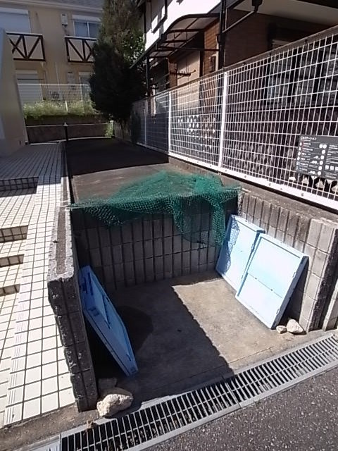 コートアゼリアの外観