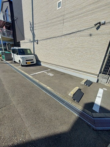 クレイノ初島の外観