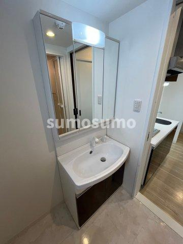 リヴァージュ尼崎の洗面所