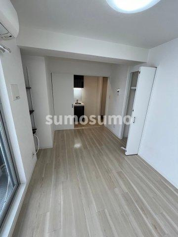 リヴァージュ尼崎の寝室