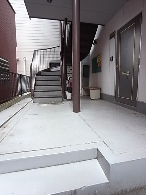 ポピア新在家の外観