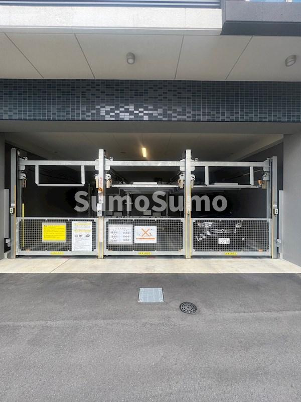 プレサンス兵庫ヴィアーレの駐車場|駐車場です