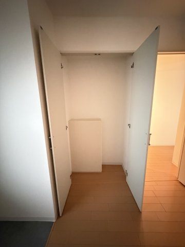 URBAN FLATS中之島 (旧 LaDouceur中之島)の収納