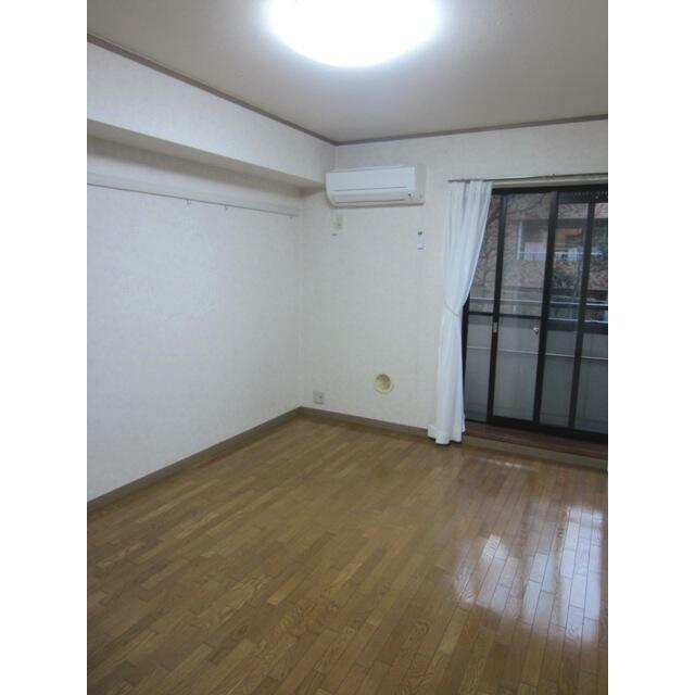 ジュネス中村の居間・リビング