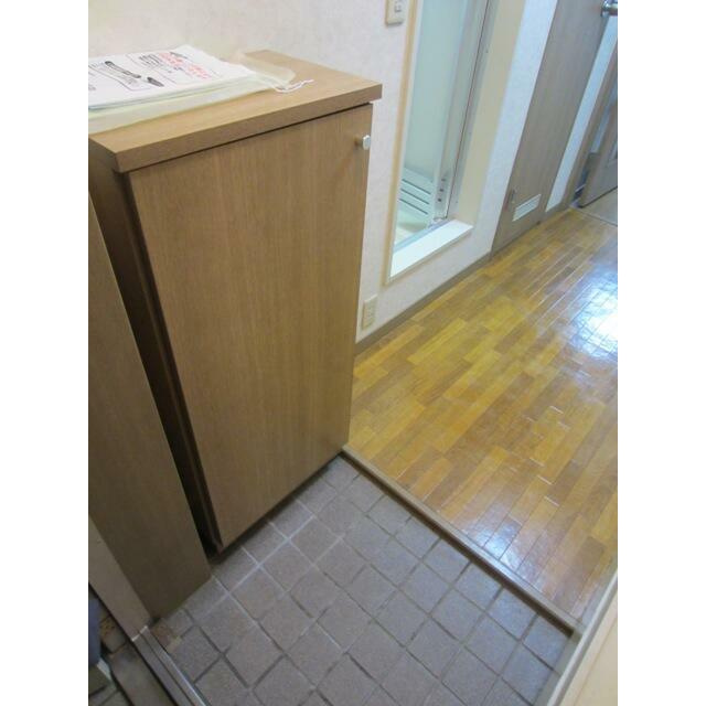 ジュネス中村の玄関