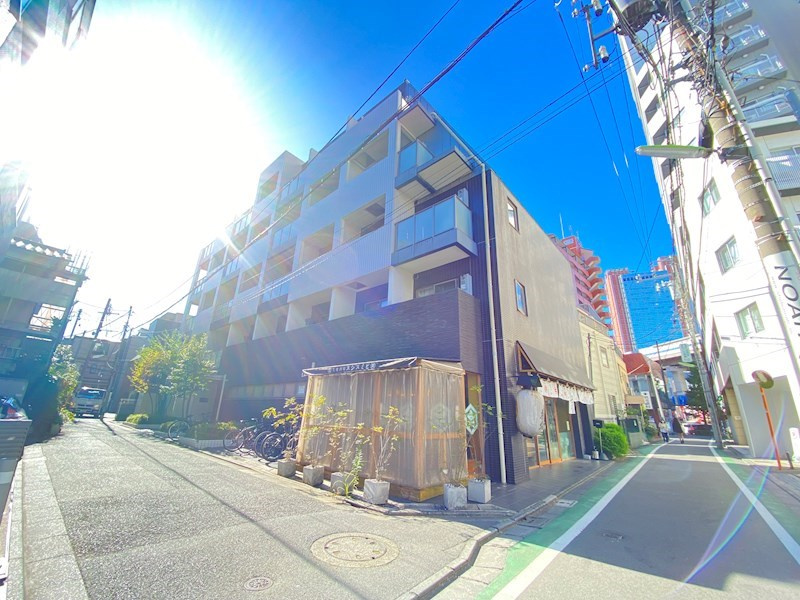リアルスウィート三軒茶屋の外観