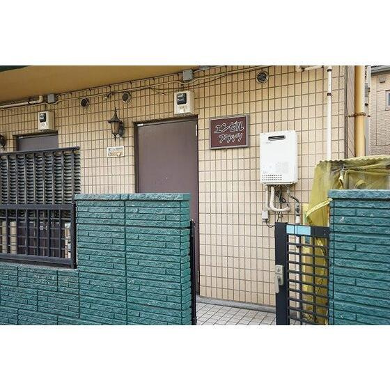 エンゼルフラッツのエントランス