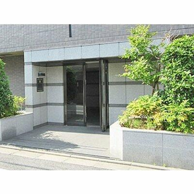ルーブル中目黒弐番館のエントランス