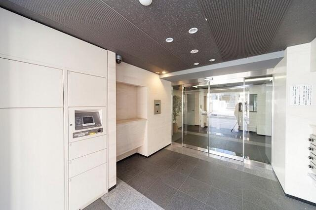 レジディア恵比寿Ⅲのエントランス