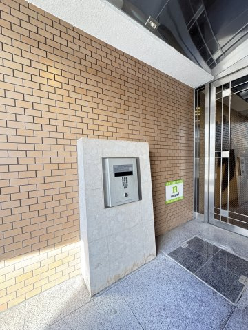 サンパレス２１六甲Ⅱのエントランス