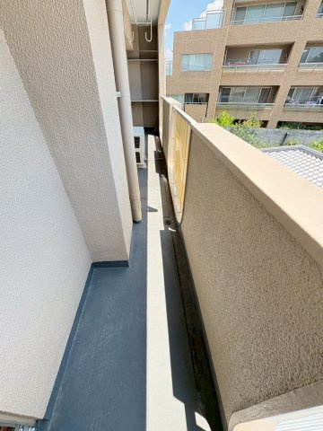 親和マンションのバルコニー