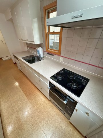 芦屋市翠ケ丘町戸建のキッチン