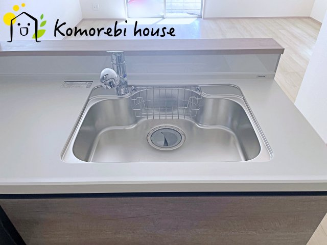 さいたま市北区本郷町1065番　新築一戸建て　ハートフルタウン　Eのキッチン|キッチンです