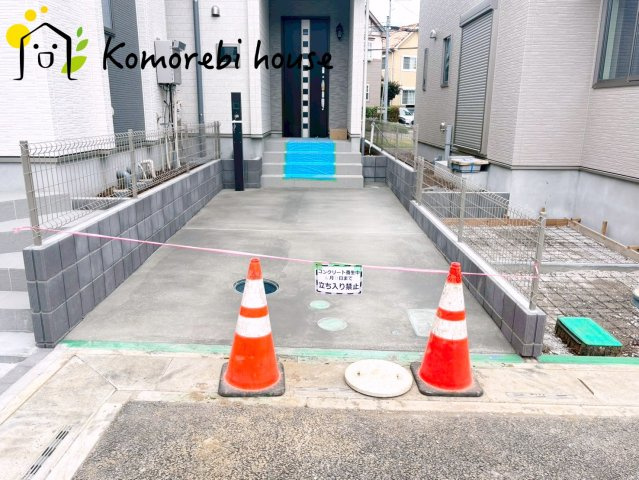 さいたま市北区本郷町1065番　新築一戸建て　ハートフルタウン　Eの駐車場|駐車スペースもあります