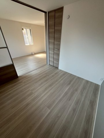 コンフォータブル武庫川の洋室