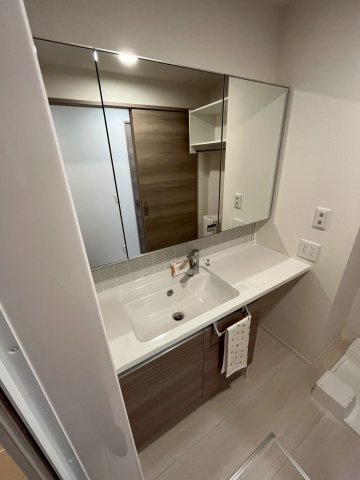 コンフォータブル武庫川の洗面所