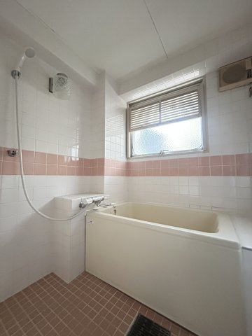 マンションやのの浴室