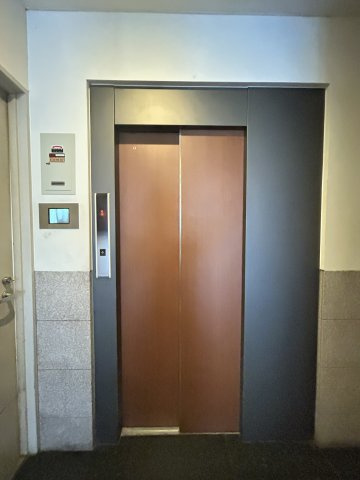 日本橋コゥジィアパートメントのロビー