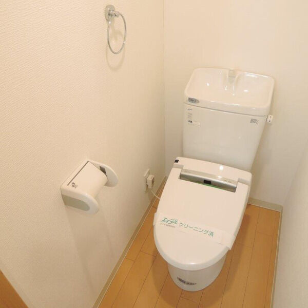 日本橋コゥジィアパートメントのトイレ