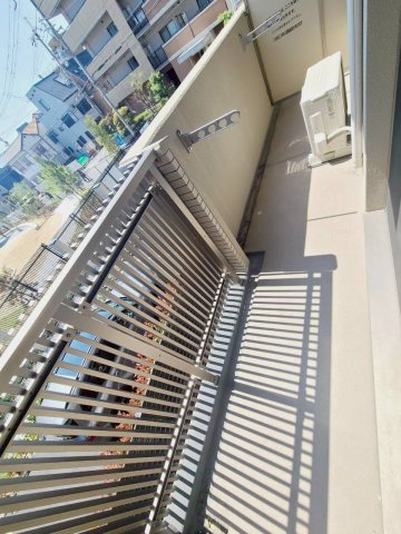 PINO甲東園のバルコニー