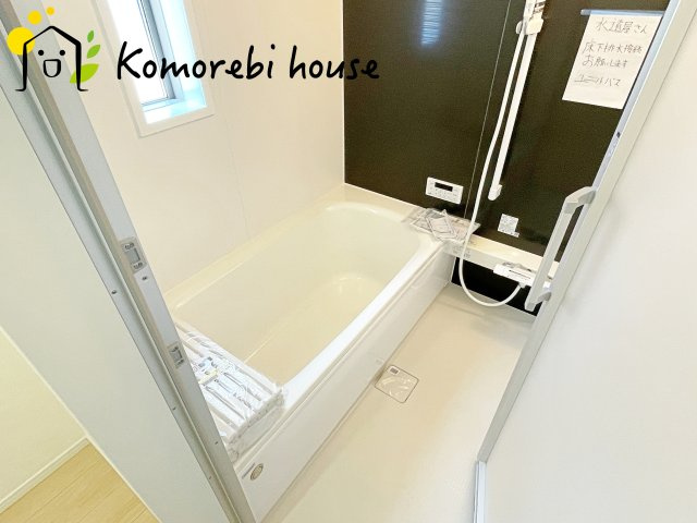上尾市領家　第2　新築一戸建て　クレイドルガーデン　06の浴室|落ち着いた空間のお風呂です