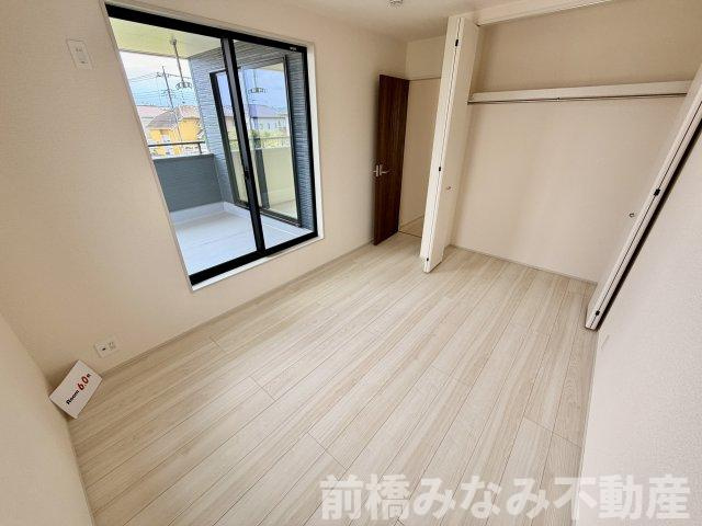 【新築】安中市板鼻　３号棟(全３棟)　リーブルガーデン　新築建売分譲の洋室|洋室です