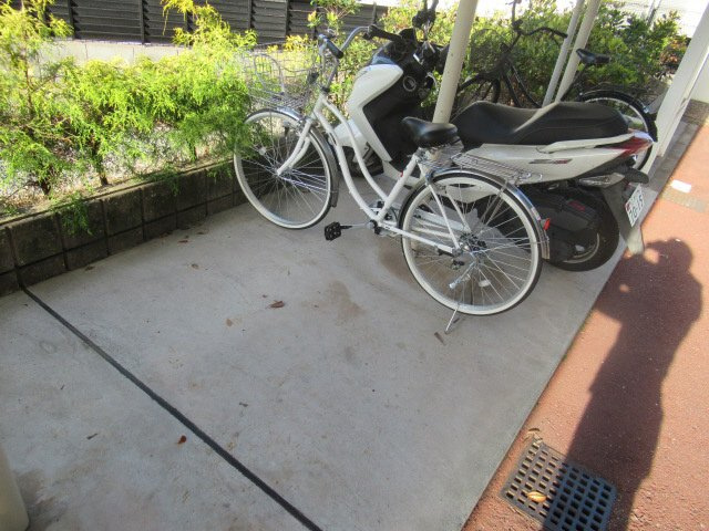 レオパレスたちばな　Ⅱのエントランス