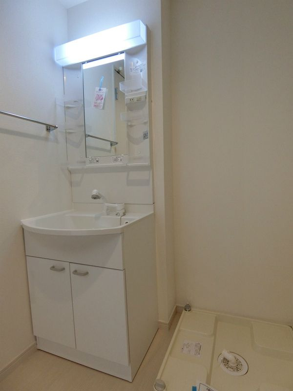 リブリ・OGW Ⅰの独立洗面台