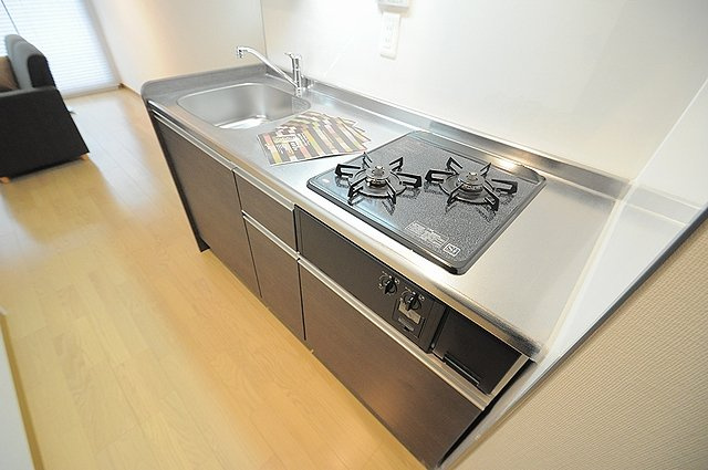 大阪市都島区東野田町１丁目の賃貸マンションのキッチン
