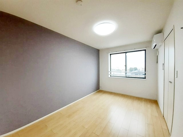 藤沢市石川１丁目のアパートの寝室