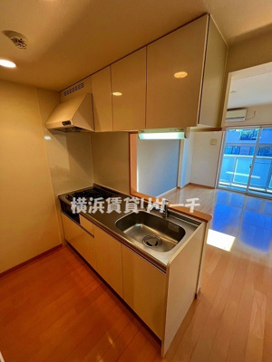 【キッチン】 | アイリスコート七右衛門