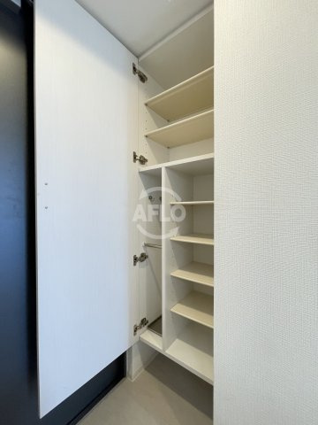 エスリード弁天町ポートヴィラの収納|エスリード弁天町ポートヴィラ　シューズボックス