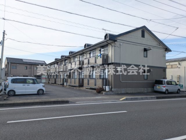 ６６６８３　岐阜市福光西アパート