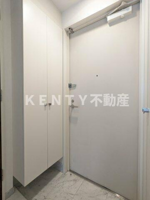 【玄関】 | エムジー目黒駅前 | シンプルで使いやすい玄関です