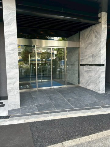 クラシアム文京白山のエントランス