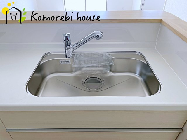 上尾市領家　第2　新築一戸建て　クレイドルガーデン　08のキッチン|使いやすいキッチンです