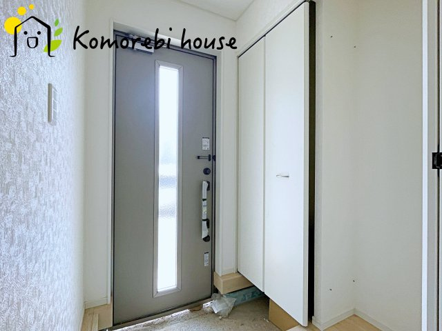 上尾市領家　第2　新築一戸建て　クレイドルガーデン　08の玄関|玄関です