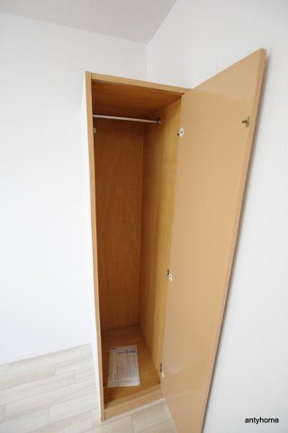 ホワイトハウス3番館　仲介手数料無料の収納