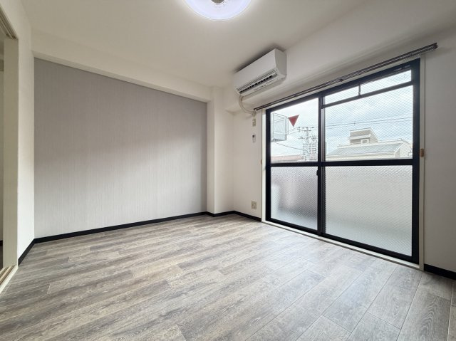 ラ・ソフィアの洋室