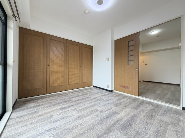 ラ・ソフィアの洋室