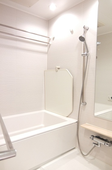 プライムアーバン笹塚の浴室|※参考写真
