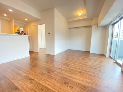 【居間・リビング】 | Creer RiviereⅢ | ☆神戸市垂水区　クレルリヴィエールⅢ☆