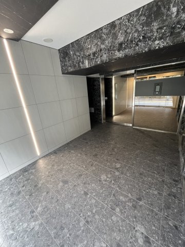 マーロ後楽園のエントランス