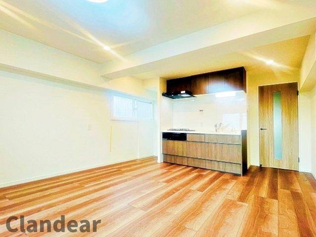 グリーンキャピタル金町の居間・リビング|ドキドキの新生活も、安心してスタート。ぴったりの住まいを見つけませんか？クランディアが一緒に住まい選びをサポートします‼　まずは、お気軽にお問合せください　＃クランディア