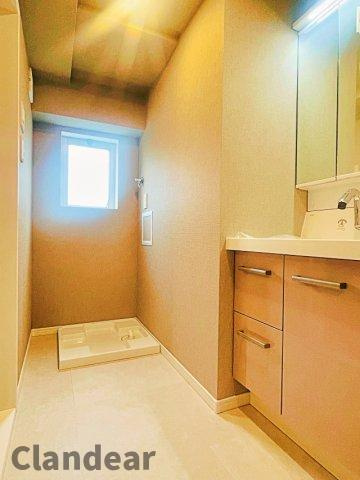 グリーンキャピタル金町の洗面所|ドキドキの新生活も、安心してスタート。ぴったりの住まいを見つけませんか？クランディアが一緒に住まい選びをサポートします‼　まずは、お気軽にお問合せください　＃クランディア