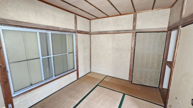 富士見町3丁目中古戸建の和室|和室がひろがる居住スペース