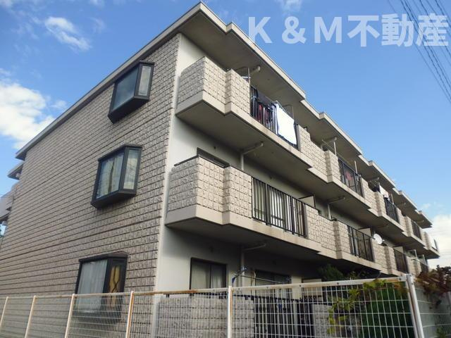 メゾンユウーエの外観|外観もきれいです